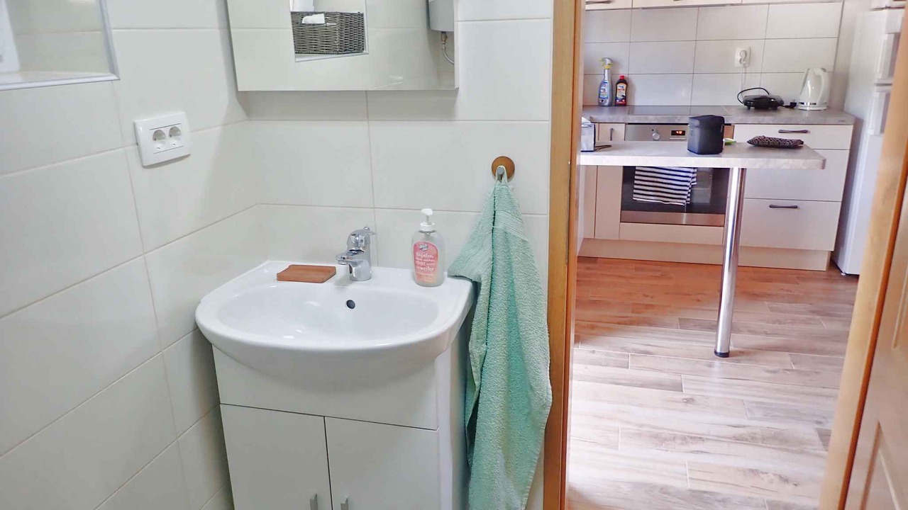 Photo of Bathroom in Seline
