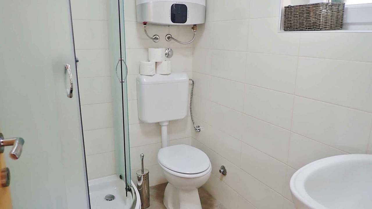 Photo of Bathroom in Seline