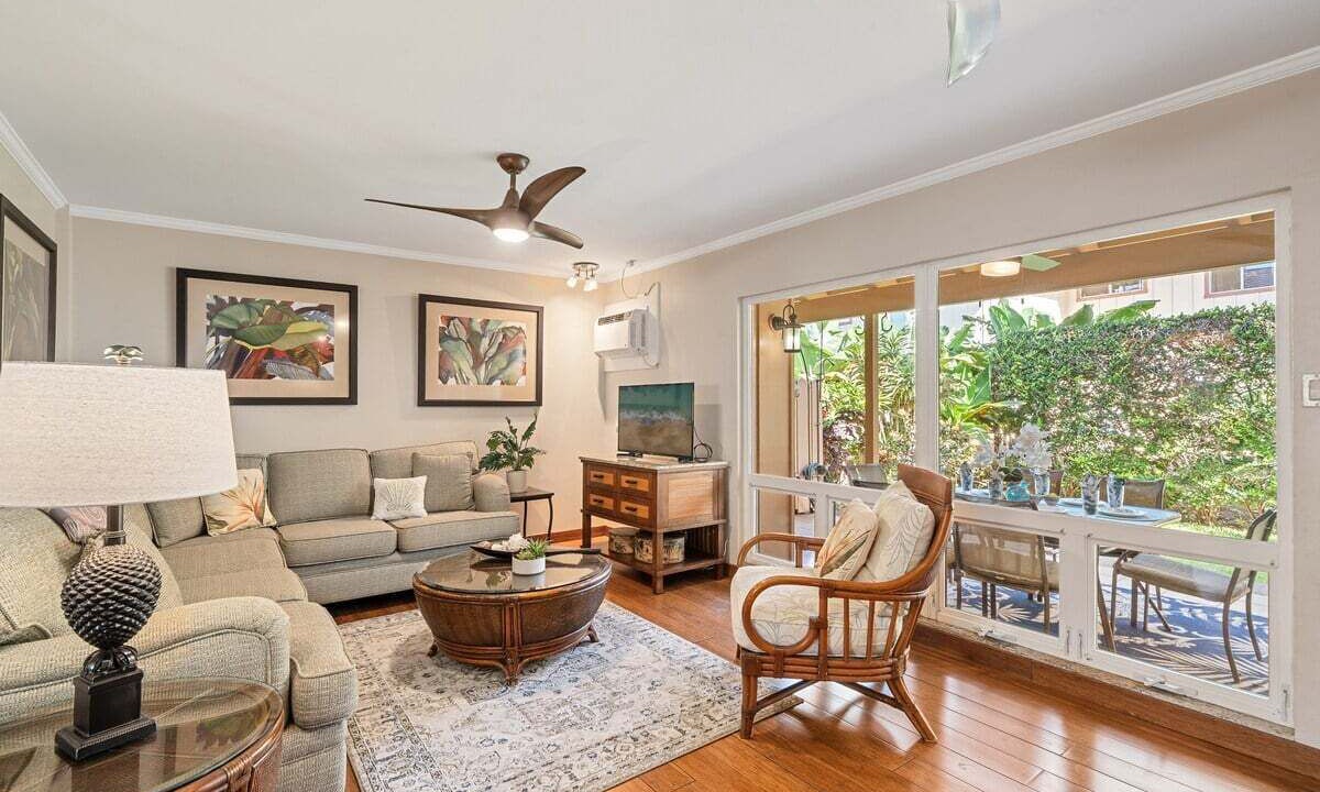 Photo of Others in Historic Lahaina Front Street