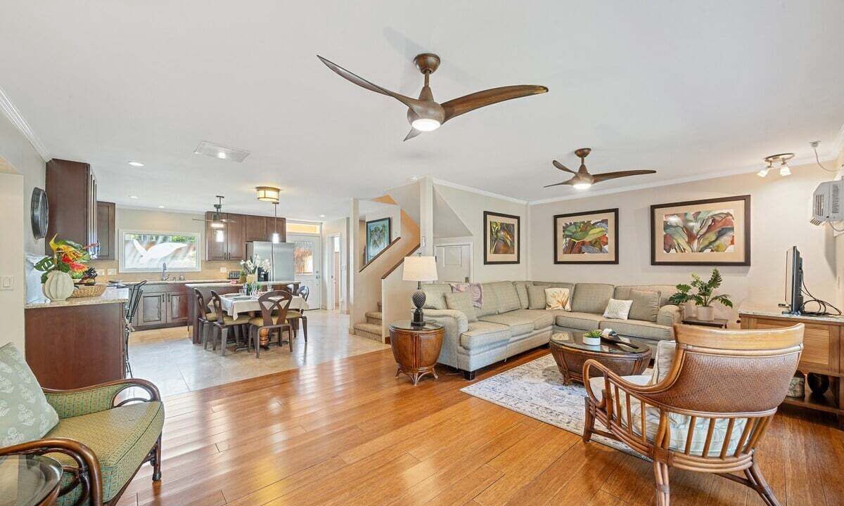 Photo of Others in Historic Lahaina Front Street