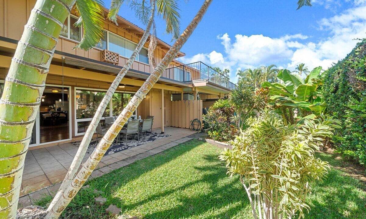 Photo of Others in Historic Lahaina Front Street