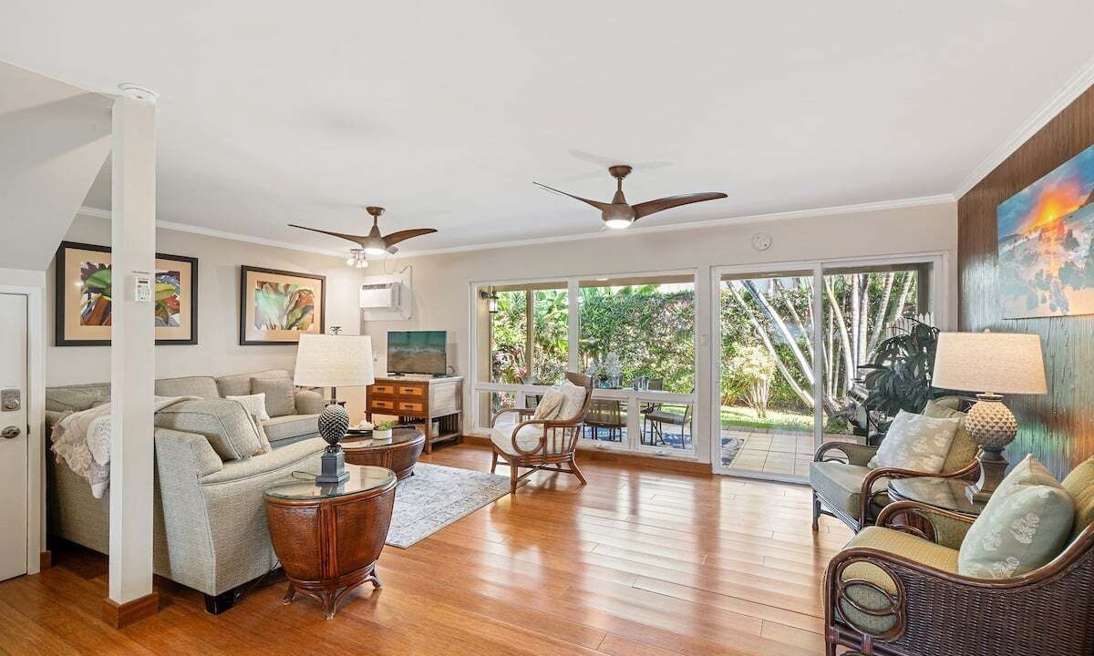 Photo of Others in Historic Lahaina Front Street