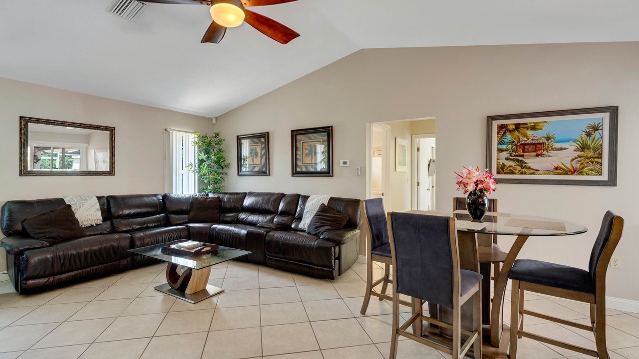 Photo of Livingroom in South Venice