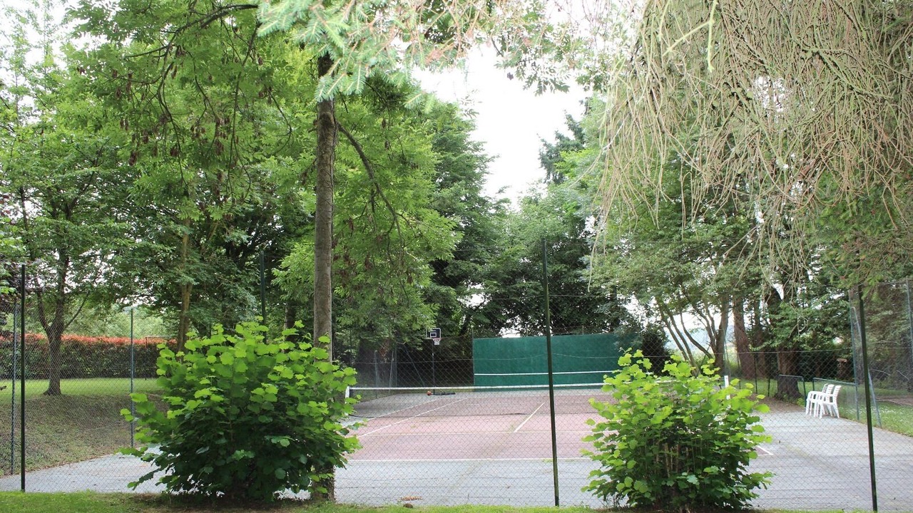 Photo of Others in Guerquesalles