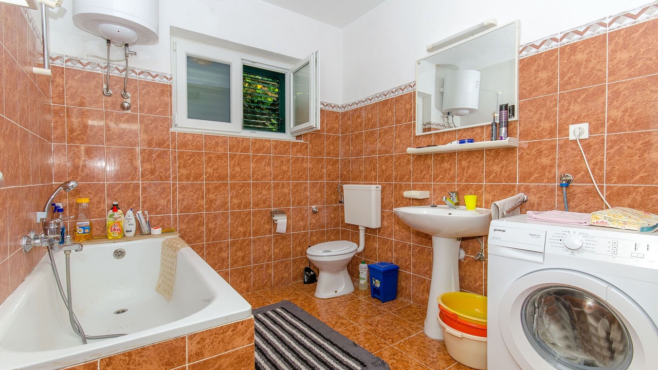 Photo of Bathroom in Supetar