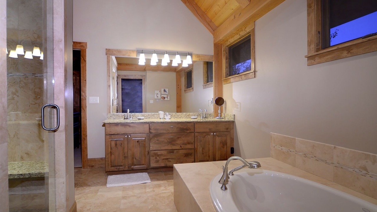 Photo of Bathroom in Mount Crested Butte
