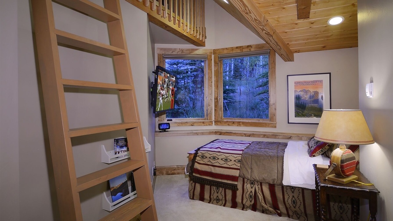Photo of Bedroom in Mount Crested Butte