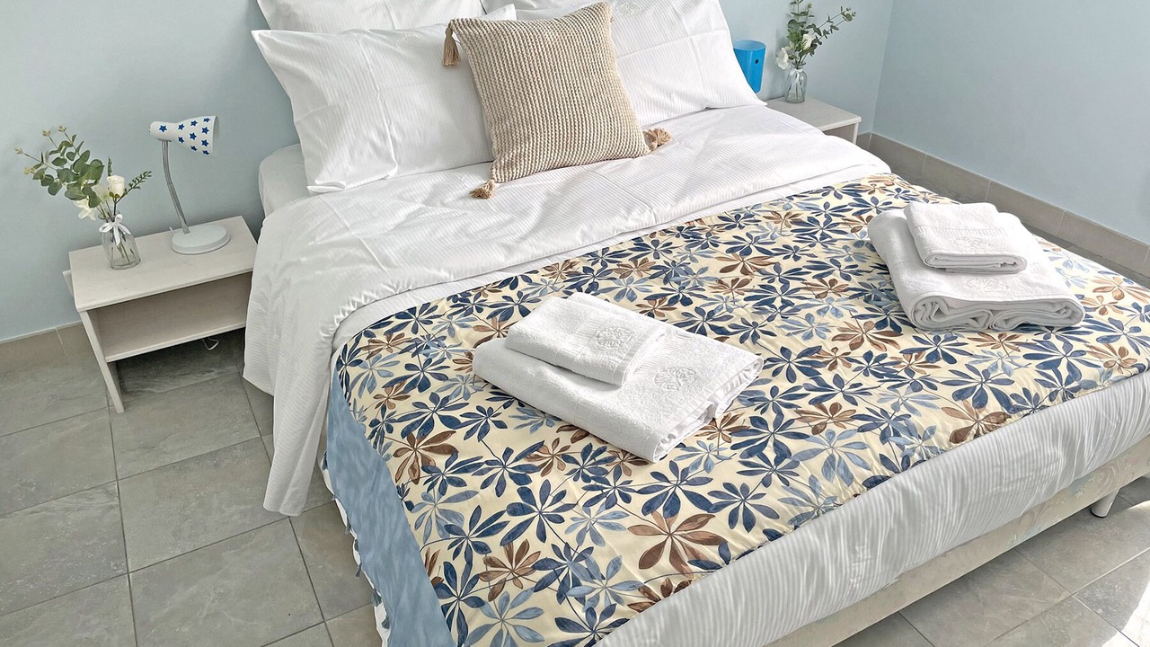 Photo of Bedroom in Entrecasteaux