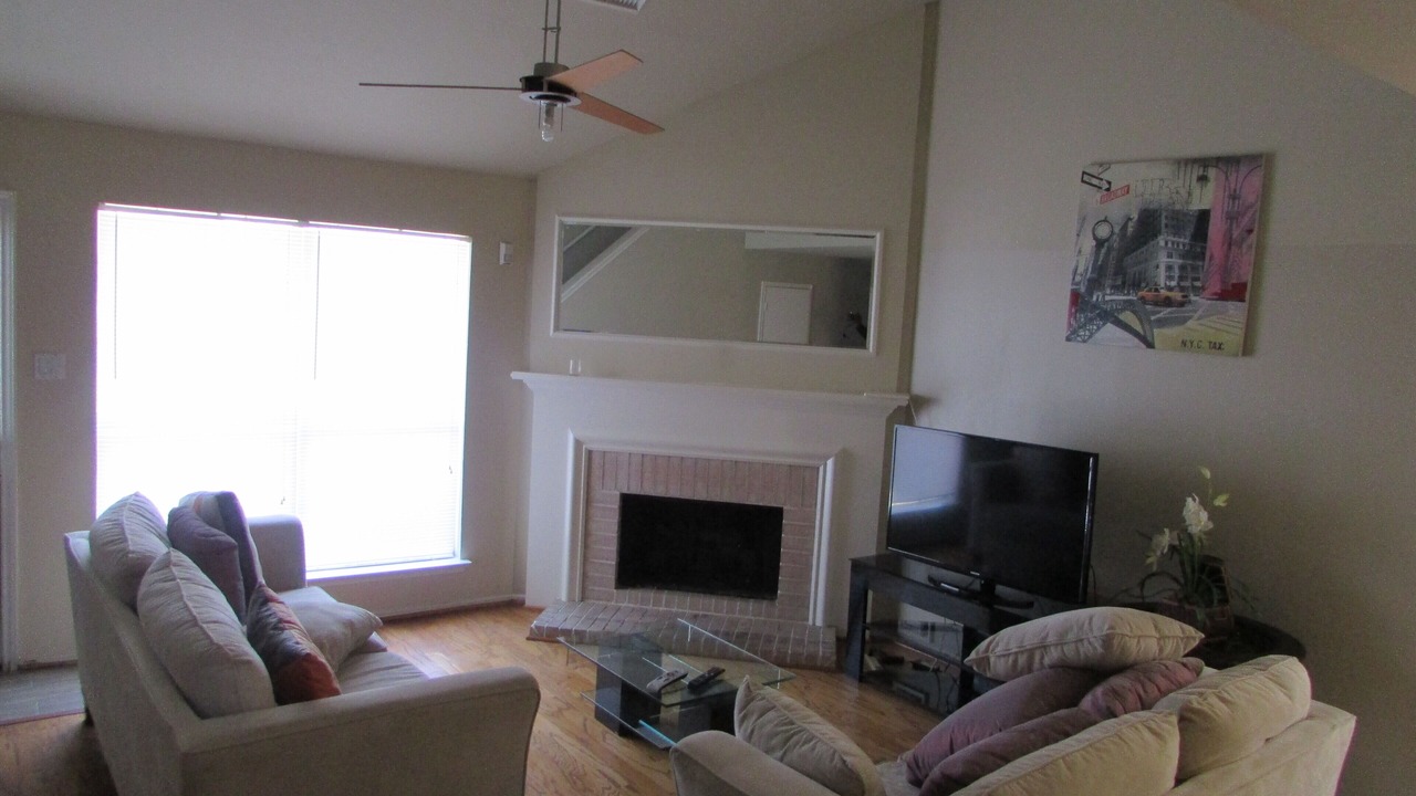 Photo of Livingroom in Greater Fondren Southwest