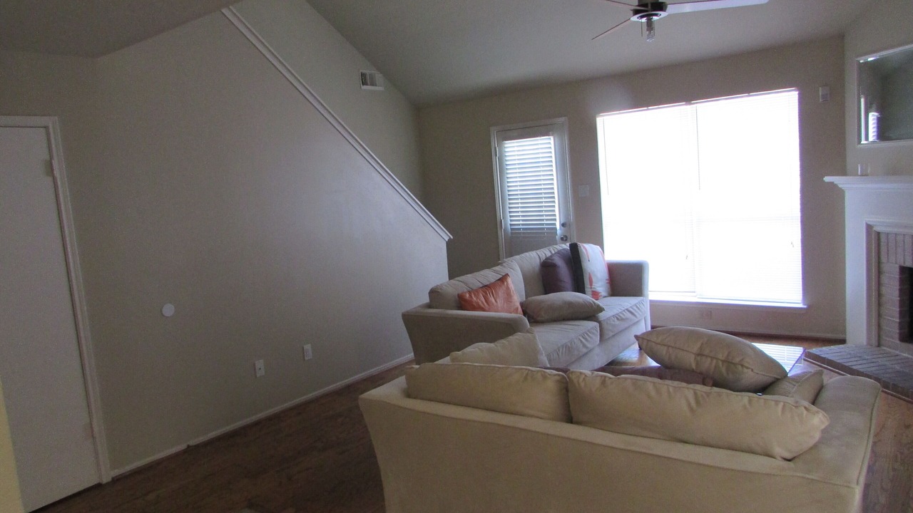 Photo of Livingroom in Greater Fondren Southwest