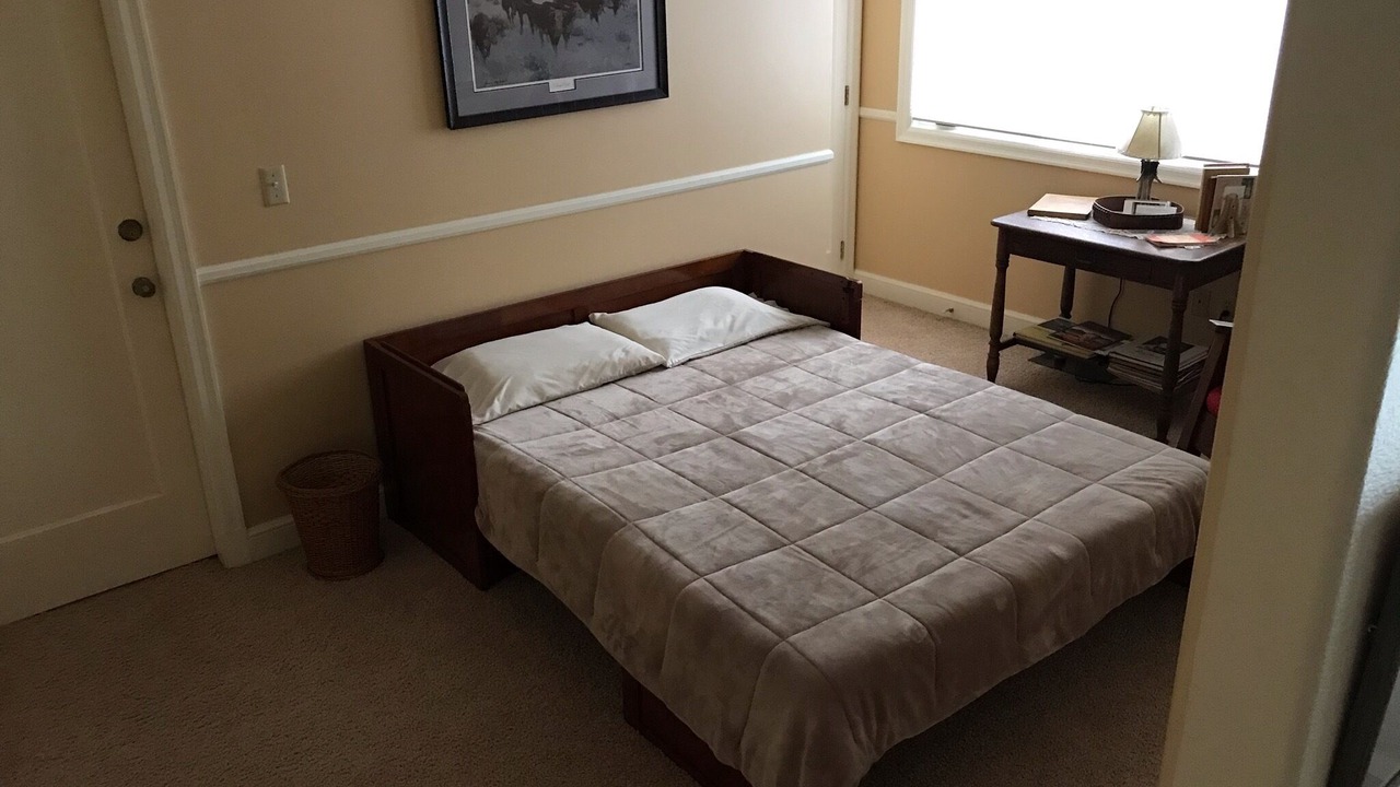 Photo of Bedroom in Old North End