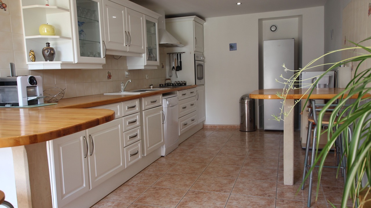 Photo of Kitchen in Tour-en-Bessin