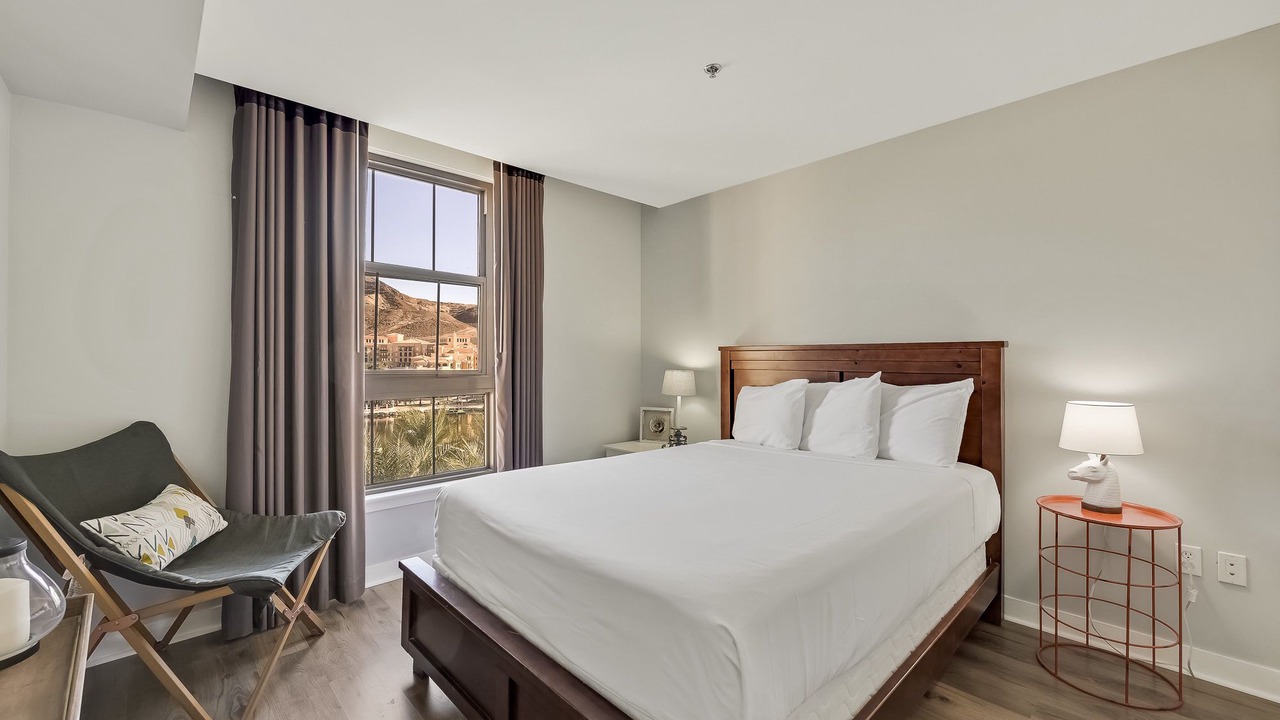 Photo of Bedroom in Lake Las Vegas