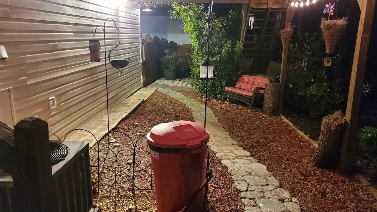 Photo of Patio Balcony in White
