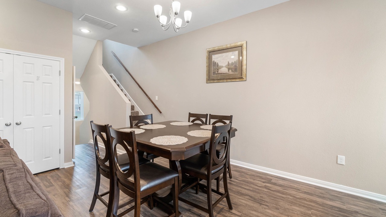 Photo of Livingroom in Humble