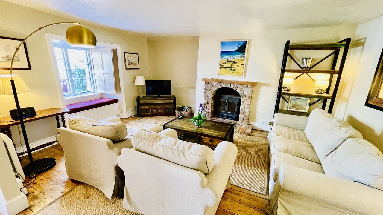Photo of Livingroom in Dittisham