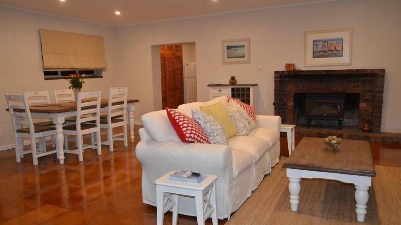 Photo of Livingroom in Pelican Lagoon