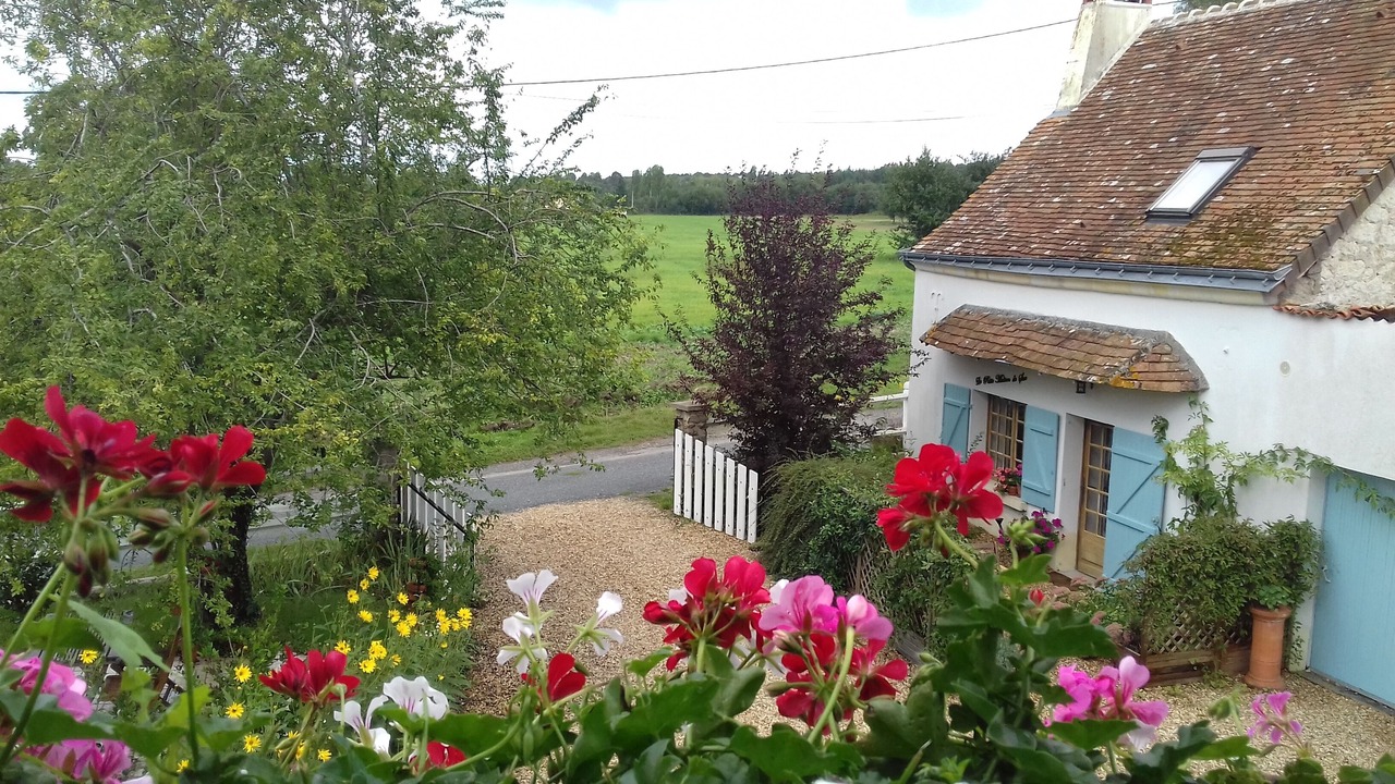Photo of Outdoor in Noyant-Villages