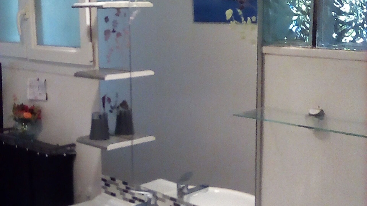 Photo of Bathroom in Cosne-Cours-sur-Loire