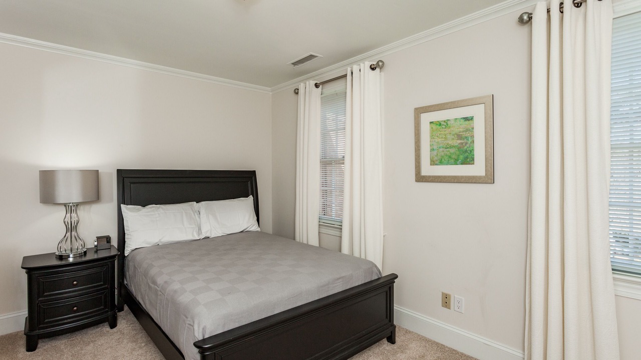 Photo of Bedroom in University Park