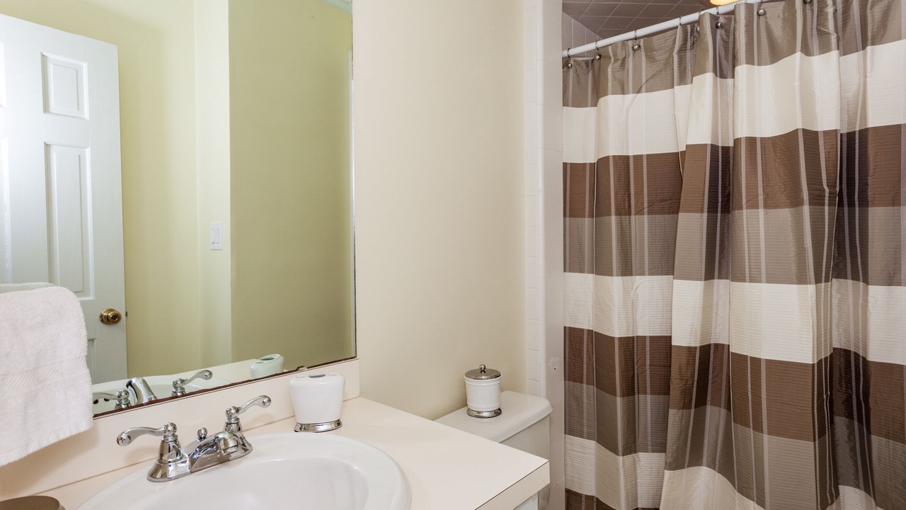 Photo of Bathroom in University Park