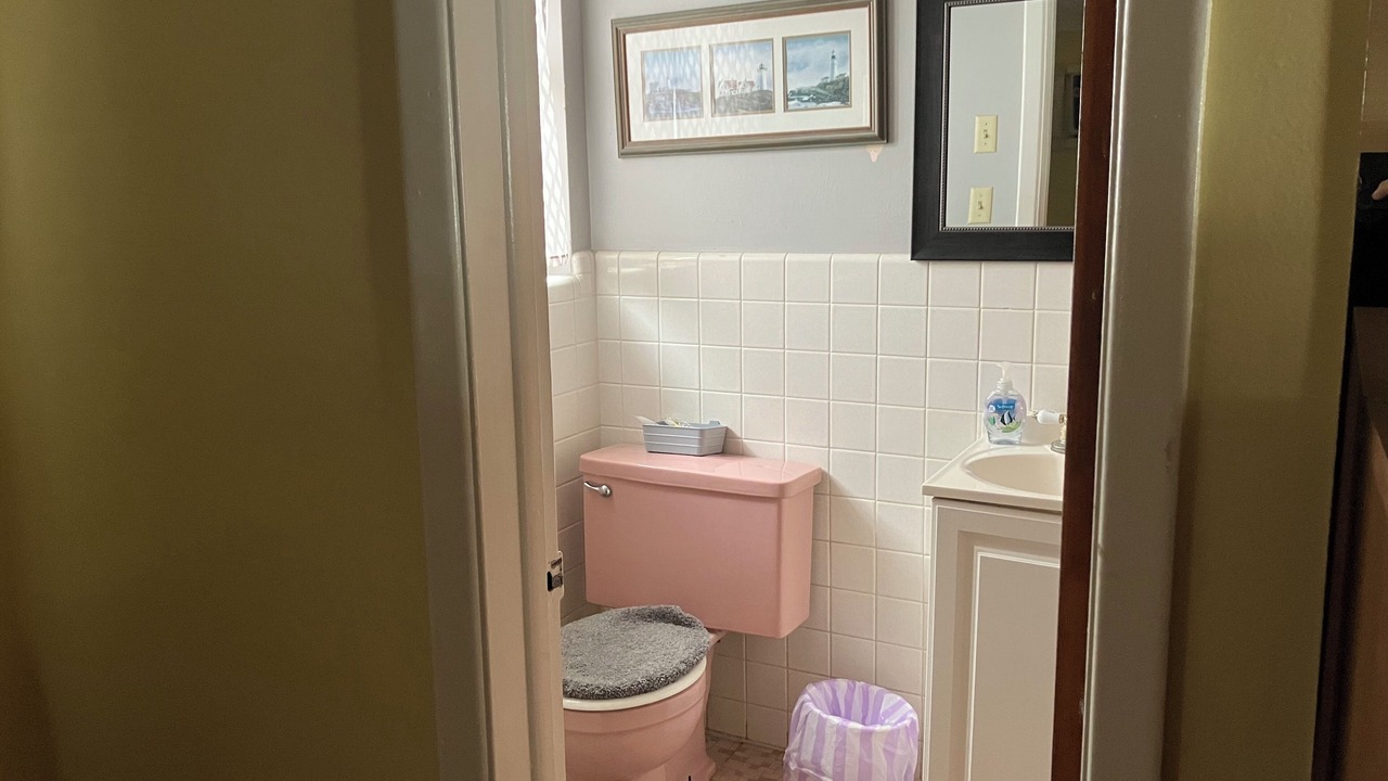 Photo of Bathroom in Bay Esplanade