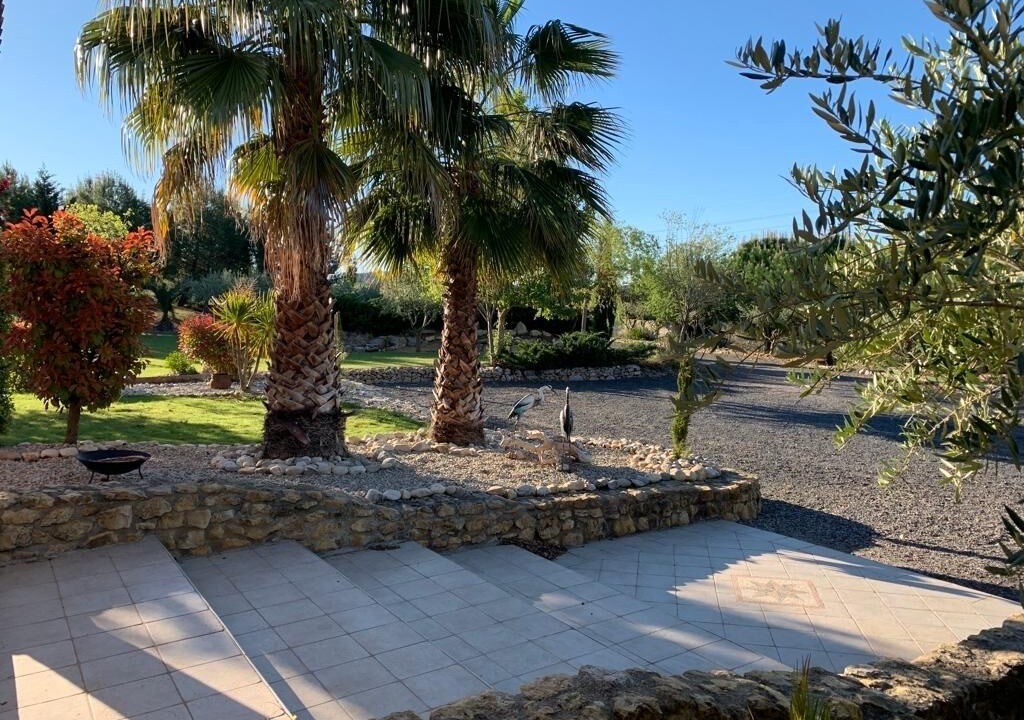 Photo of Outdoor in Plaissan