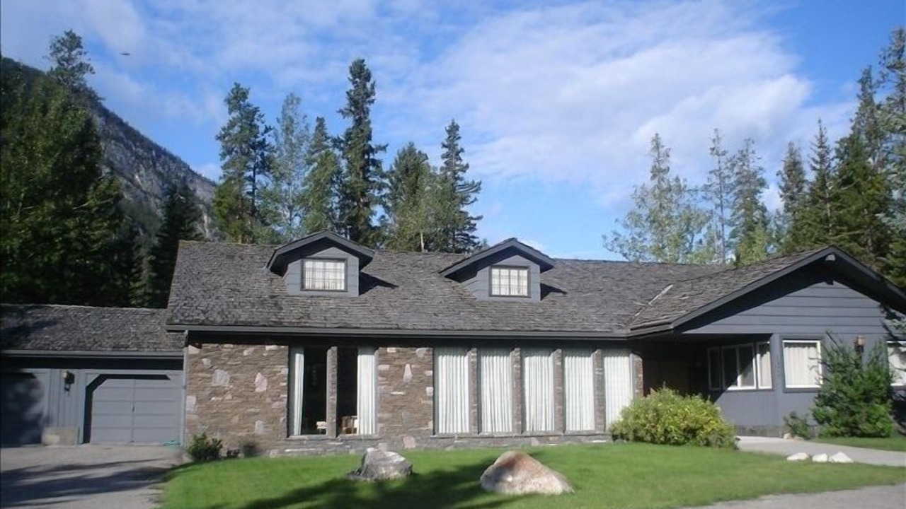 Photo of Others in Banff