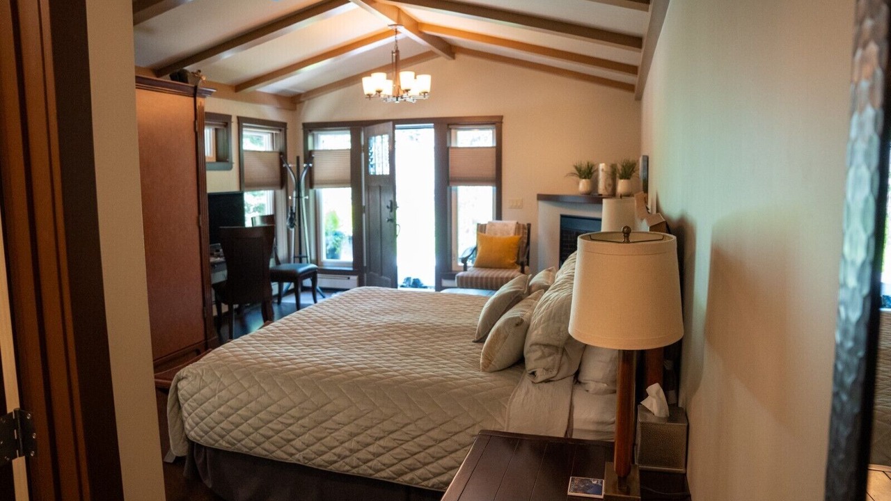 Photo of Bedroom in Banff