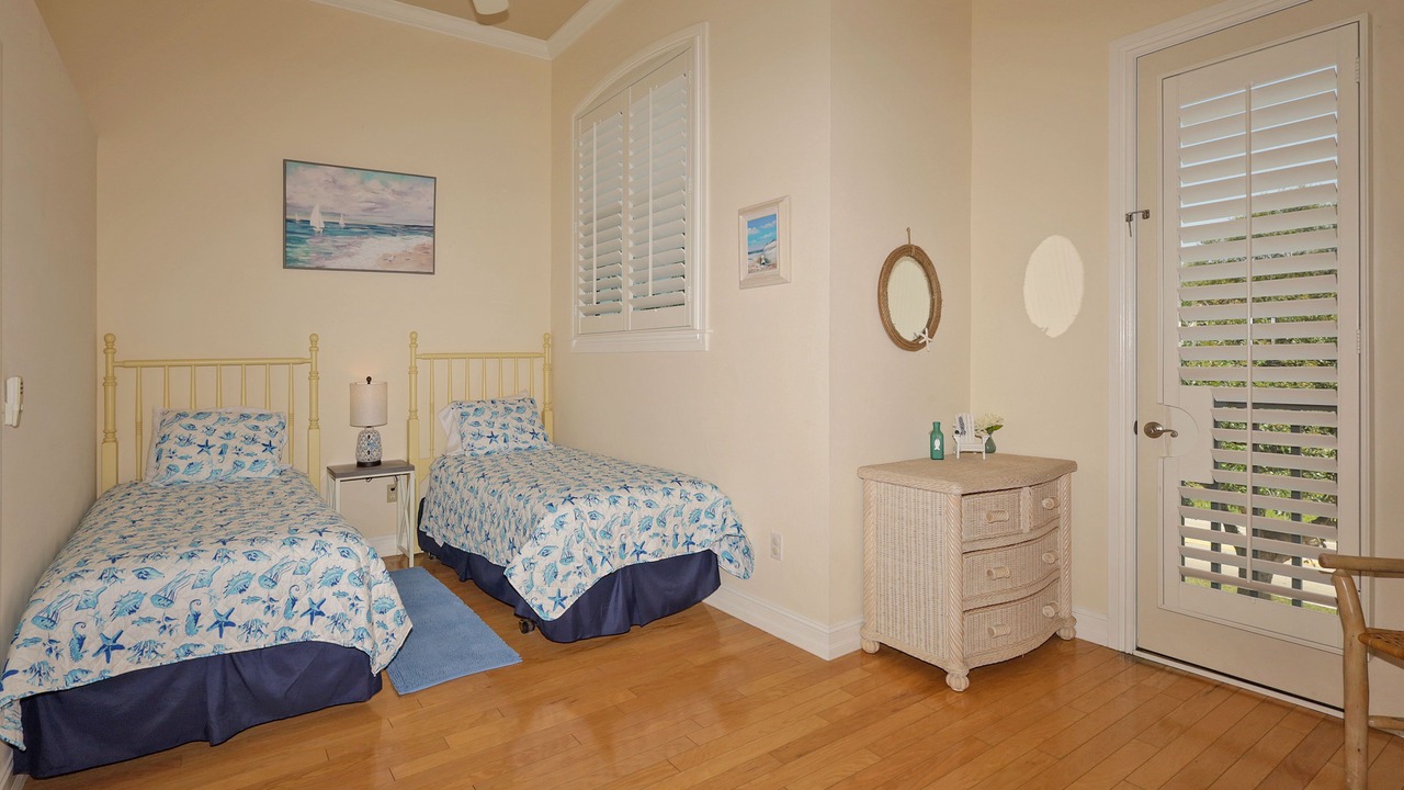 Photo of Bedroom in Naples Park