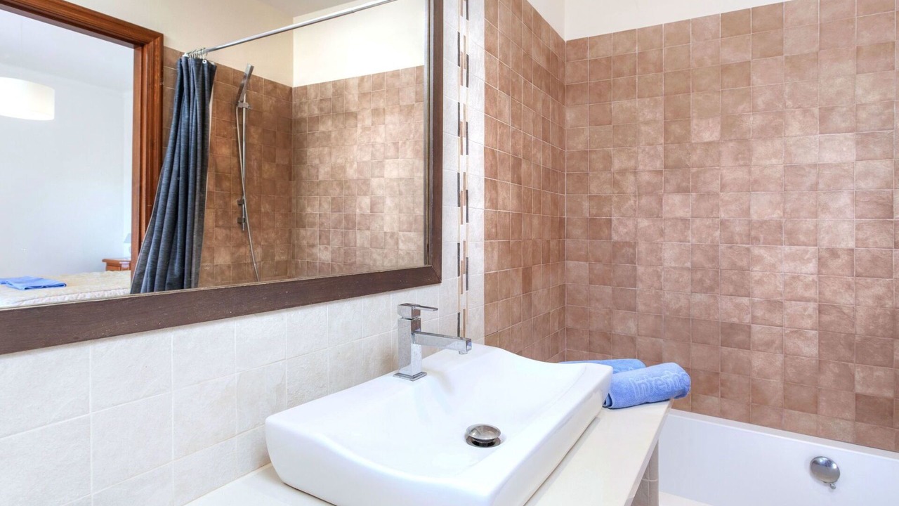 Photo of Bathroom in Calonge