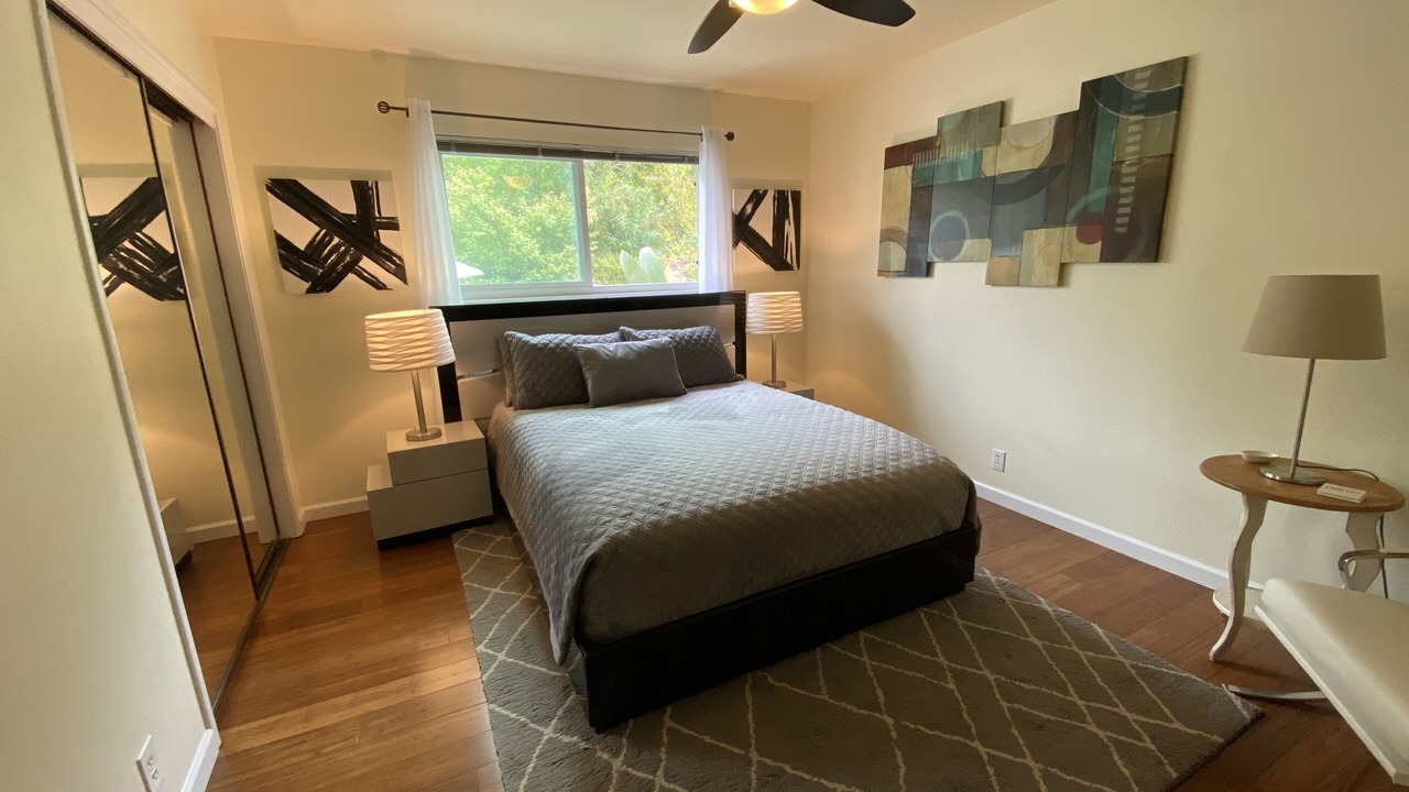 Photo of Others in Lincoln Highlands