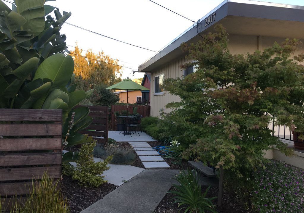 Photo of Others in Lincoln Highlands