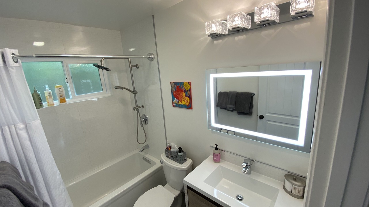 Photo of Others in Lincoln Highlands