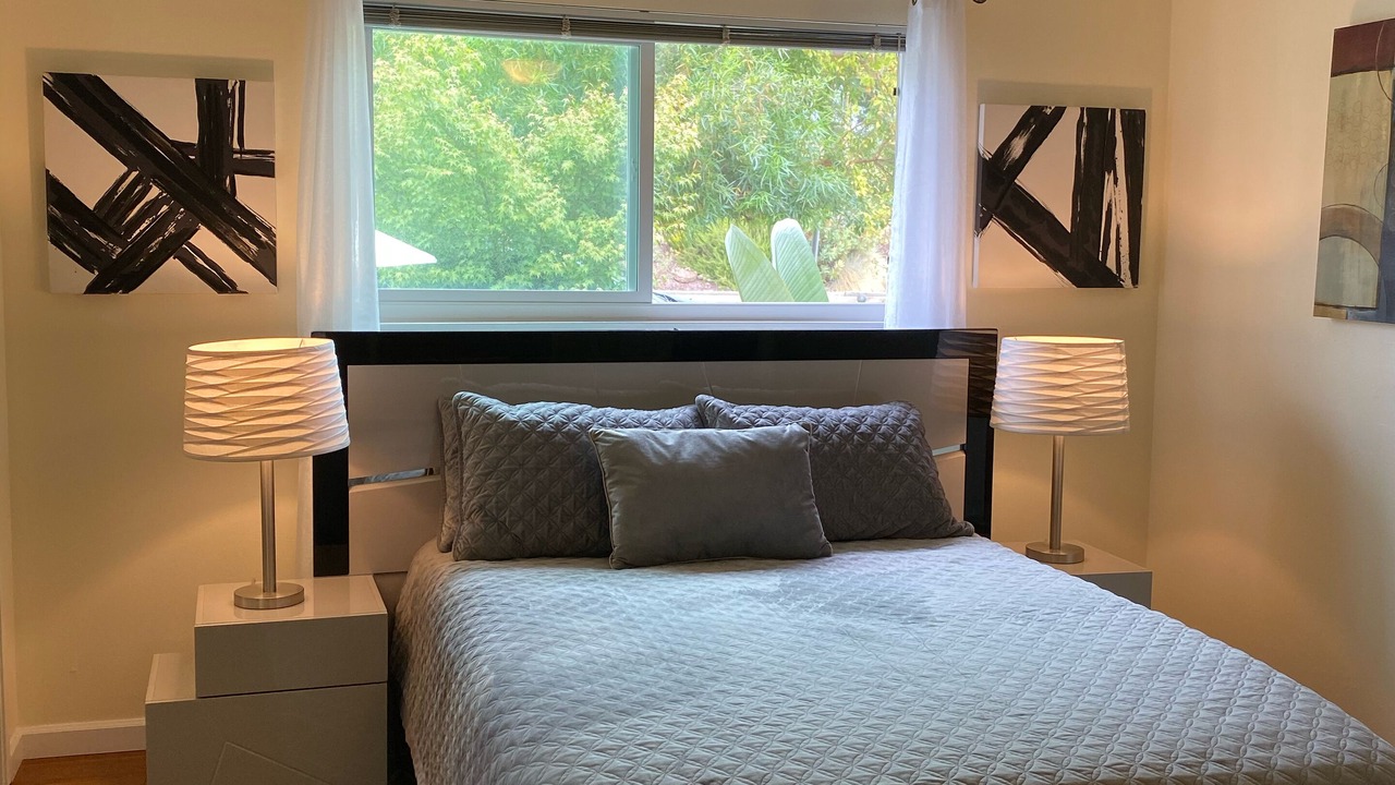 Photo of Others in Lincoln Highlands