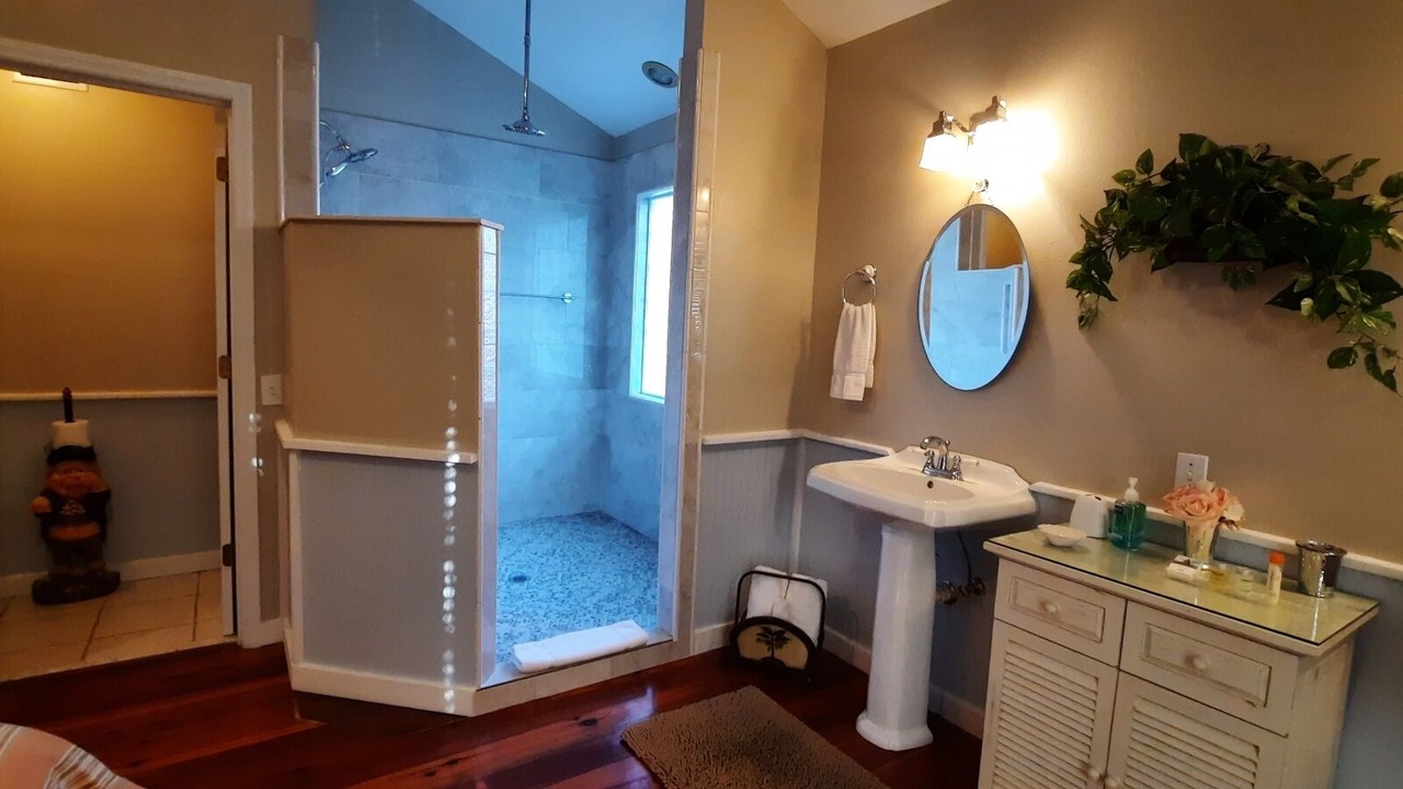 Photo of Bathroom in Steinhatchee