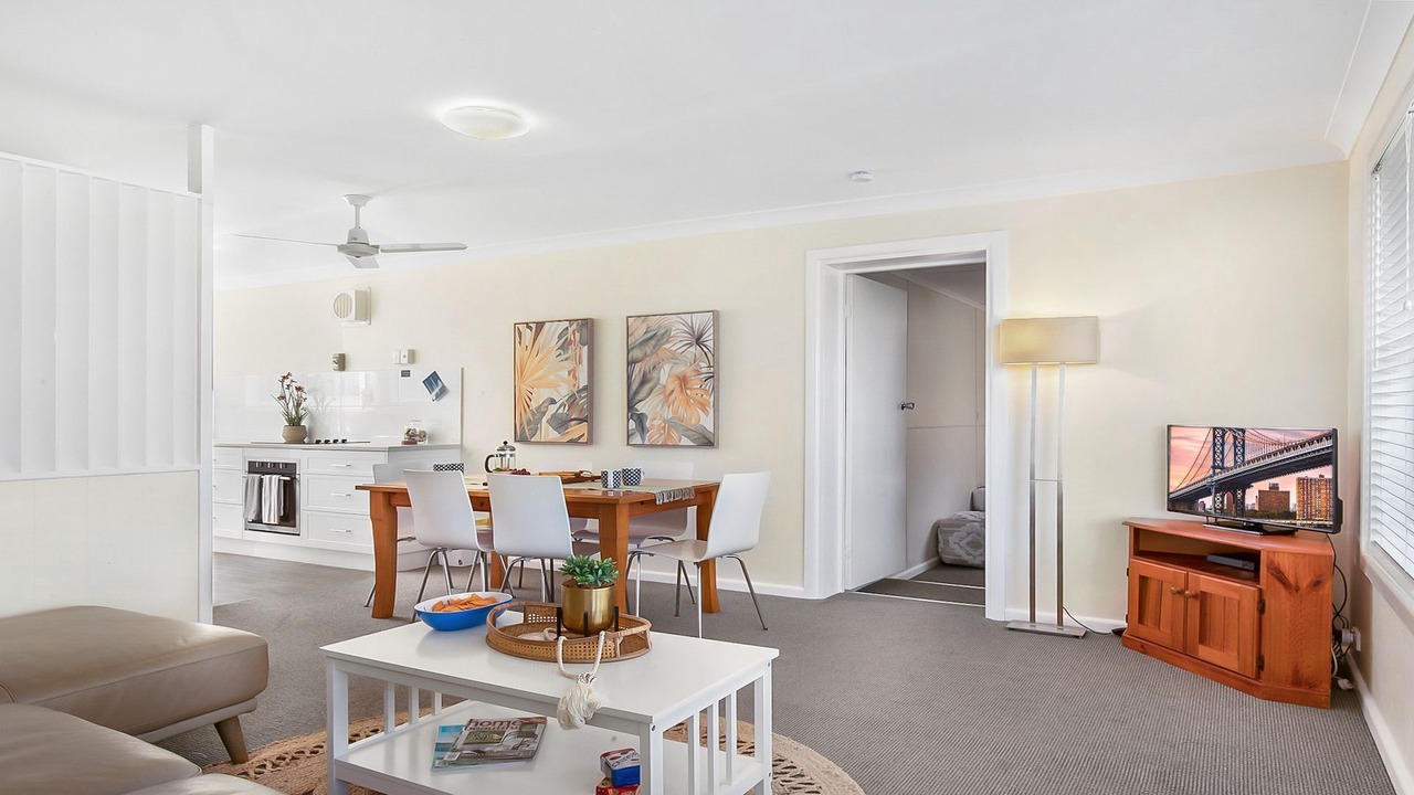 Photo of Livingroom in Currarong