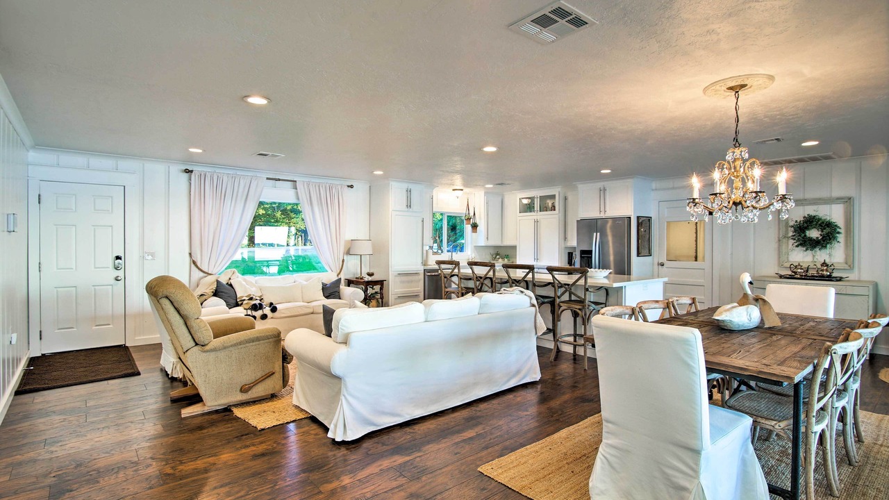 Photo of Livingroom in Tia Juana