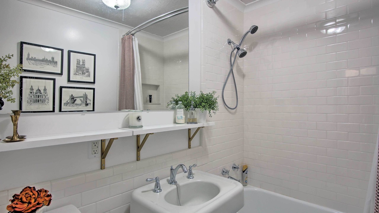 Photo of Bathroom in Tia Juana