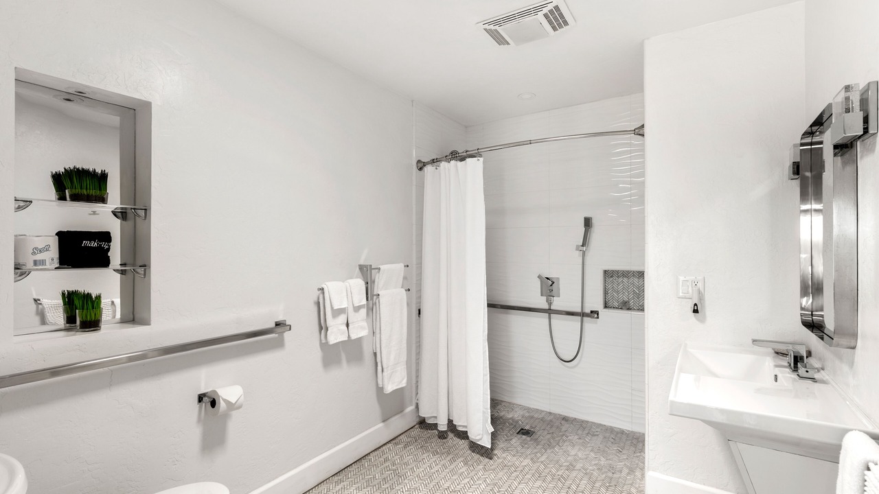 Photo of Bathroom in Point Arena