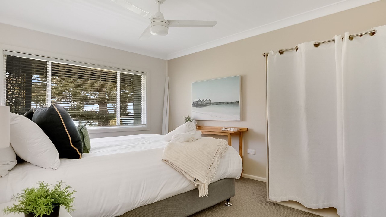 Photo of Bedroom in Currarong
