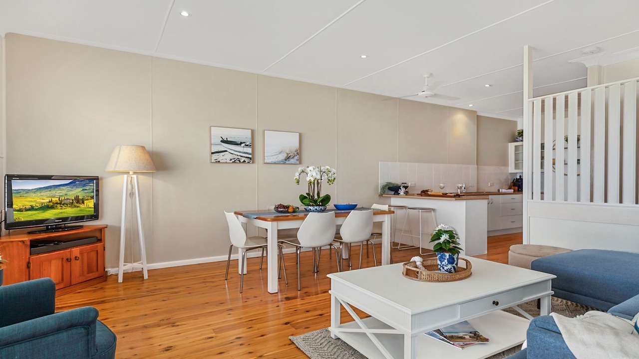 Photo of Livingroom in Currarong