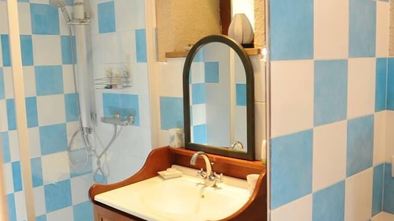 Photo of Bathroom in Chemille-sur-Indrois