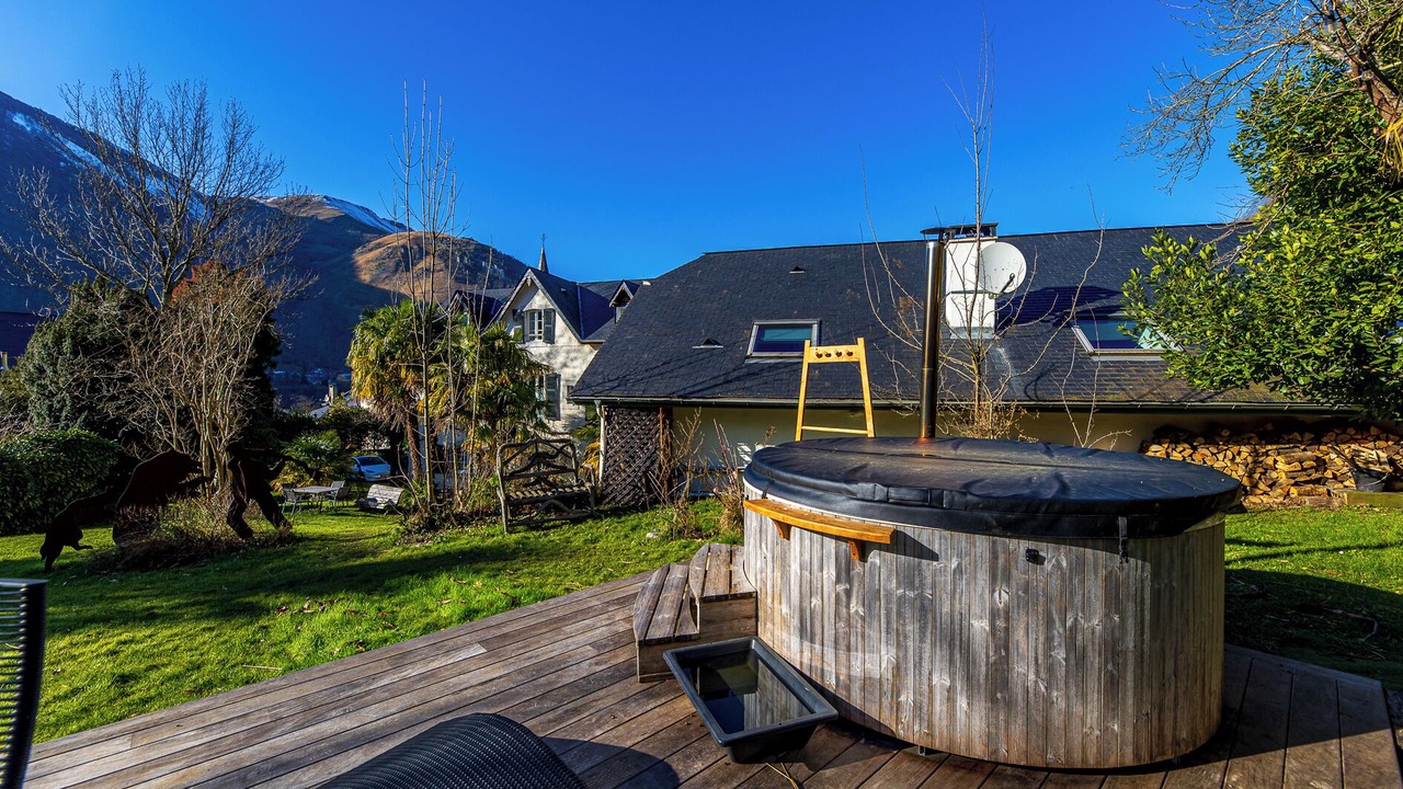Photo of Patio Balcony in Aste-Beon