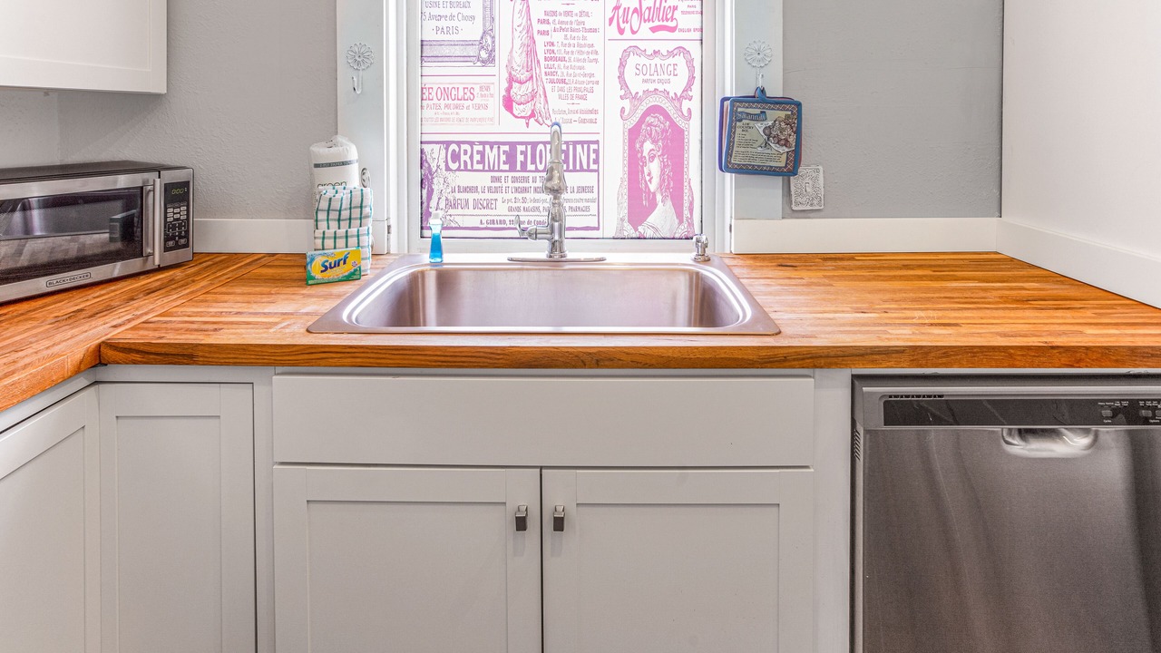 Photo of Kitchen in Historic District - North