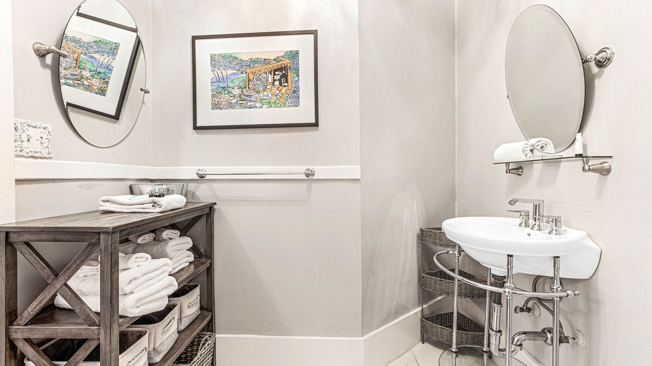 Photo of Bathroom in Historic District - North
