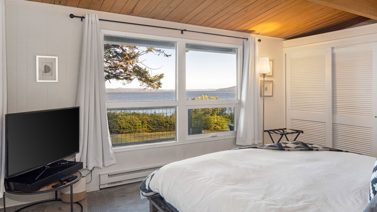 Photo of Bedroom in Friday Harbor