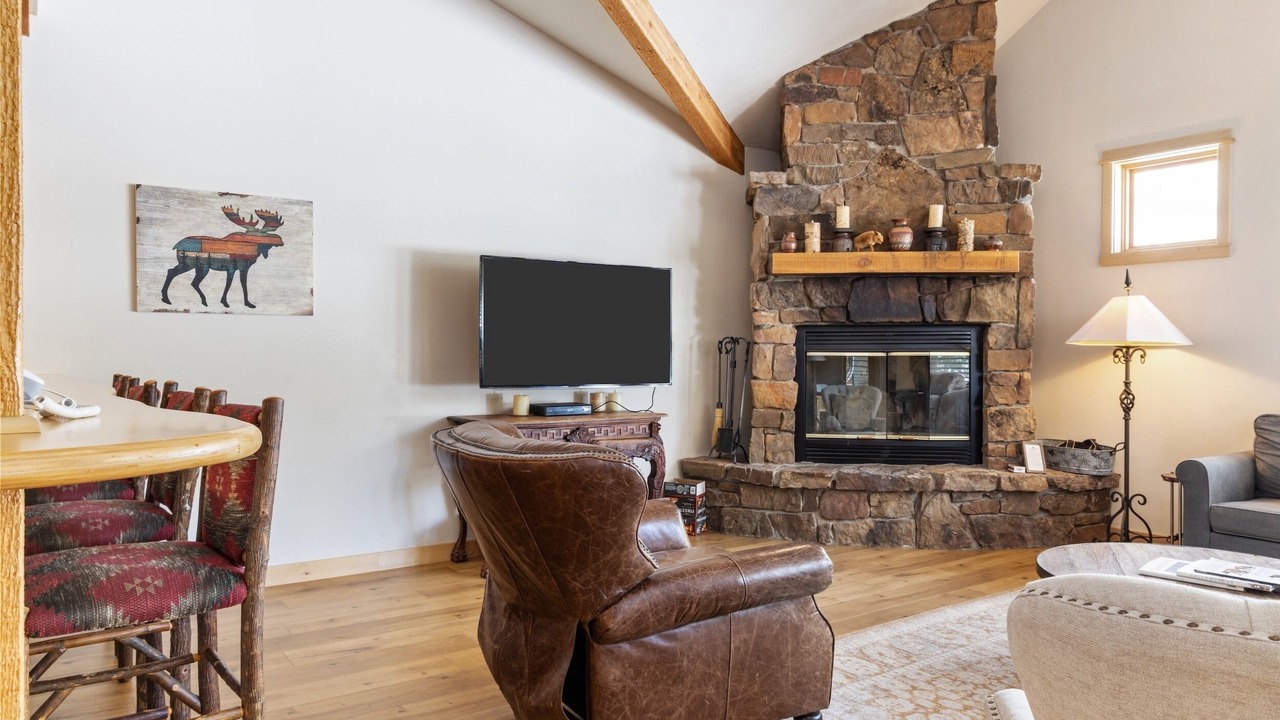 Photo of Livingroom in Teton Village