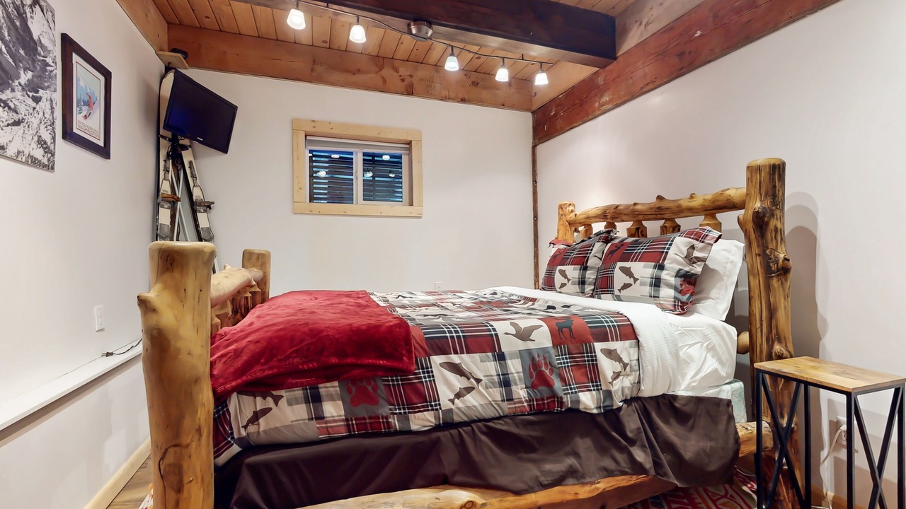 Photo of Bedroom in Hyak