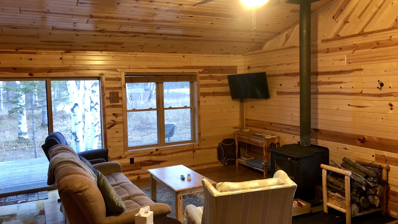 Photo of Livingroom in Atlantic Mine